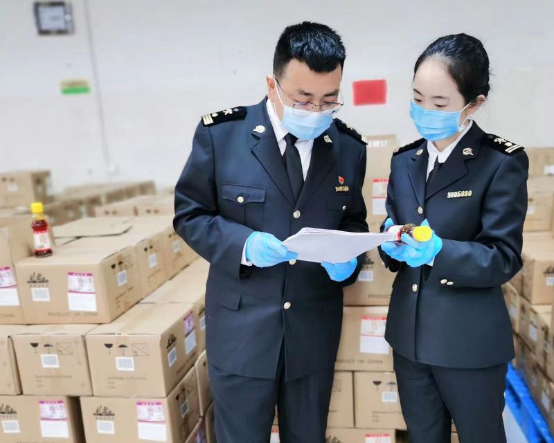 关中海关助力咸阳特色香油首次出口韩国